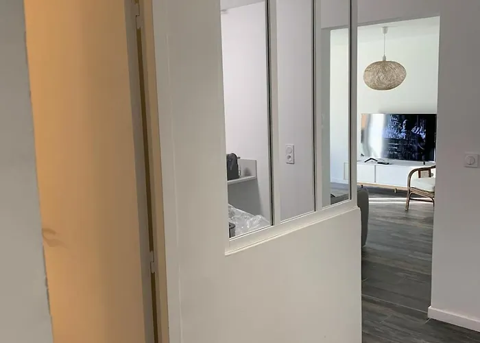 아파트 Confort Centre De Florent Avec Jardin 생플로랑